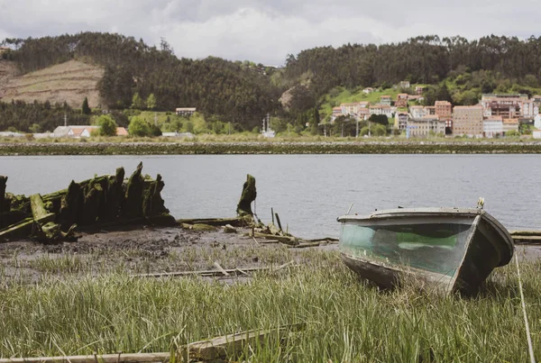 Velho Barco Pesca Lago — Fotografia de Stock