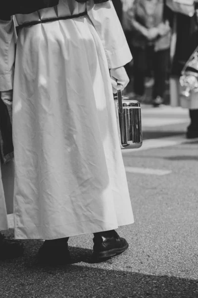 Onder Het Zicht Van Een Hooded Persoon Een Processie Heilige — Stockfoto