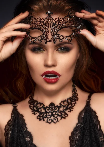 Vampire Halloween Woman Beauty Sexy Vampire Girl Portrait Fashion Glamour — Stock Photo, Image