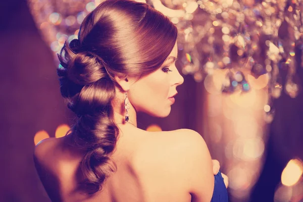 Moda Luxo Mulher Elegante Interior Rico Menina Bonita Com Penteado — Fotografia de Stock