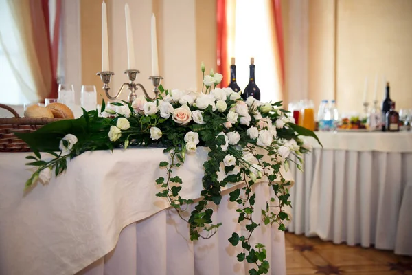 Esküvői Virágok Menyasszonyi Csokor Romantikus Virágzó Dekor Dekoráció Bankett — Stock Fotó