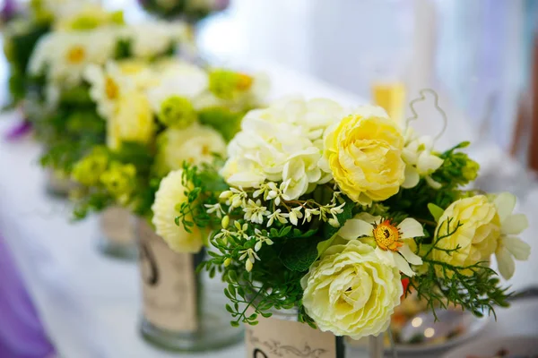 Svatební Květiny Svatební Kytice Romantické Kvetoucí Výzdobu Dekorace Hostina — Stock fotografie