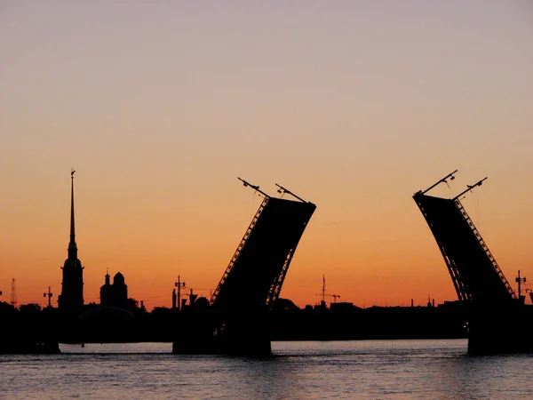 Sint Petersburg Rusland Witte Nachten Silhouet Peter Paul Fortress Gescheiden Rechtenvrije Stockfoto's