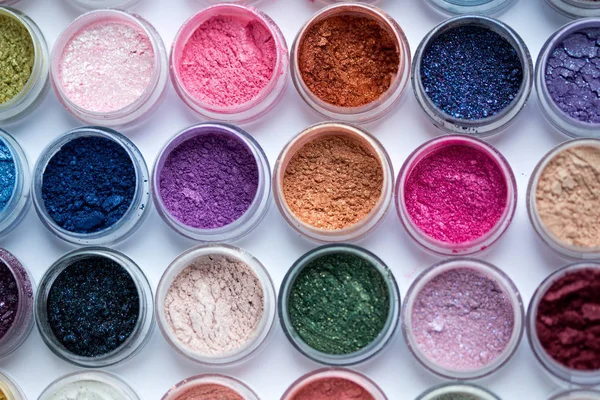 Cosmetics Pigment För Makeup Ögon Läppar Ansikte Och Kropp Lysande — Stockfoto