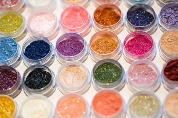 Cosmetics Pigment För Makeup Ögon Läppar Ansikte Och Kropp Lysande — Stockfoto