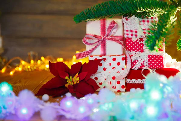 Cartão Natal Antecedentes Sobre Tema Festa Ano Novo Abeto Decorado — Fotografia de Stock