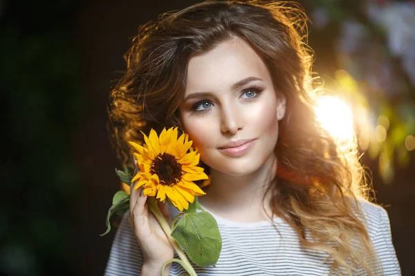 Porträtt Ung Vacker Kvinna Skönhet Flicka Modell — Stockfoto