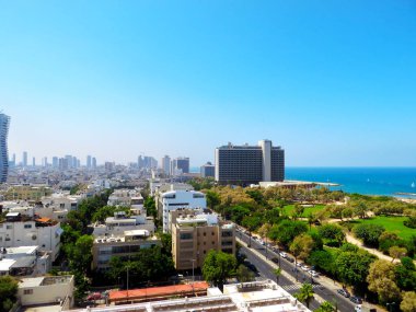 Panorama yeni ilçelerin şehir ve yerleşim alanları içinde gökdelenler ile Tel Aviv city of. 2018 yazında