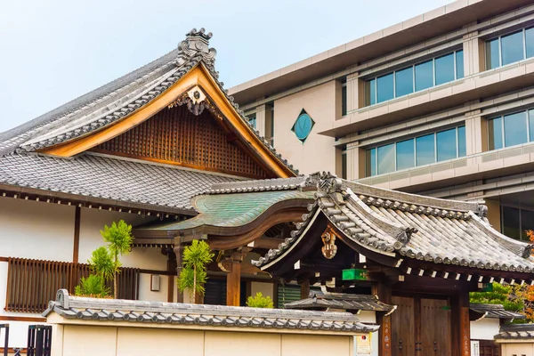 Das Gebäude Japanischen Stil Auf Einem Hintergrund Des Himmels Kyoto — Stockfoto