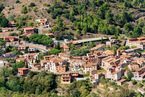 タラゴナ スペインの山の中の旧市街の眺め トップ ビュー — ストック写真