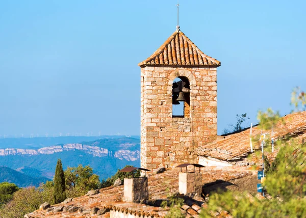 Widok Kościoła Romańskiego Siurana Santa Maria Siurana Tarragona Hiszpania Kopiować — Zdjęcie stockowe