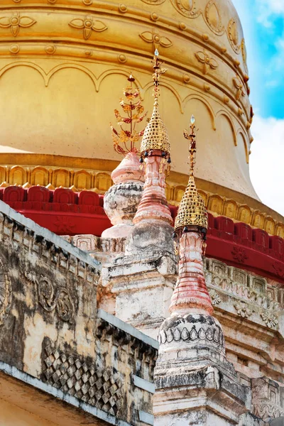 Veduta Delle Sculture Sulla Facciata Dell Edificio Bagan Myanmar Primo — Foto Stock