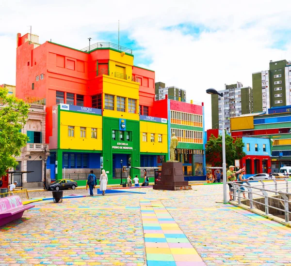 Μπουένος Άιρες, Αργεντινή-25 Δεκεμβρίου, 2017: θέα σε ένα πολύχρωμο κτήριο, La Boca — Φωτογραφία Αρχείου