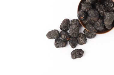 Kuru tarihler, Kurma Ajwa Arapçanın özel meyvelerinden biridir. Ramazan Kareem Tamar Tarihleri yiyerek oruç tutuyor.