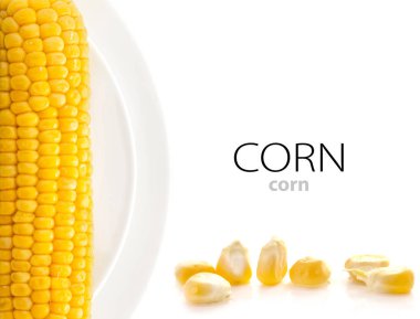 Beyaz bir arka plan üzerinde tabakta Mısır