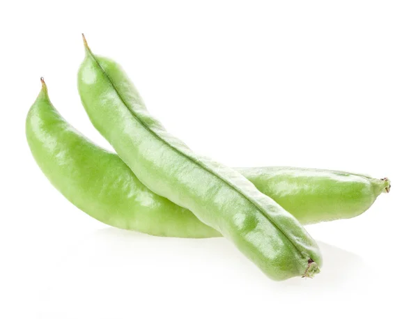 Frijoles anchos aislados sobre fondo blanco — Foto de Stock