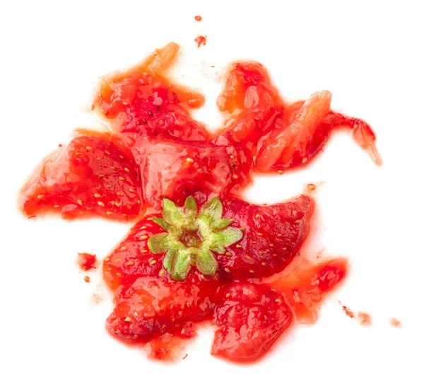 Fresa machacada aislada en blanco — Foto de Stock