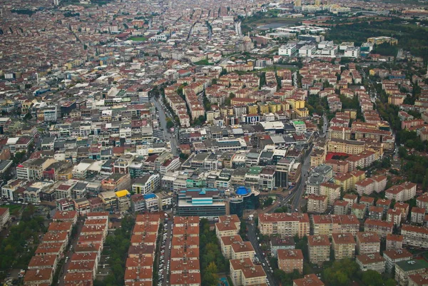 Istanbul şehir manzaralı hava parçası. Hig nüfus ve yapı alanı