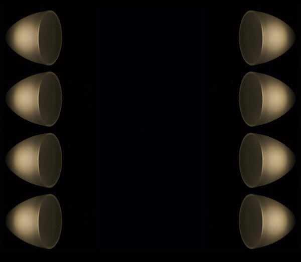 рамка конусные огни изолированы на черном фоне
