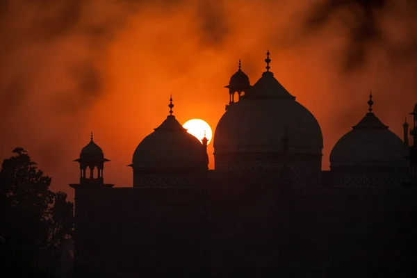 Taj Mahal Sziluettje Naplementekor Agra Uttar Pradesh India — Stock Fotó