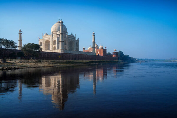 A beautiful view of the Taj Mahal seen from the Yamuna River in Agra, Agra, Uttar Pradesh, India.