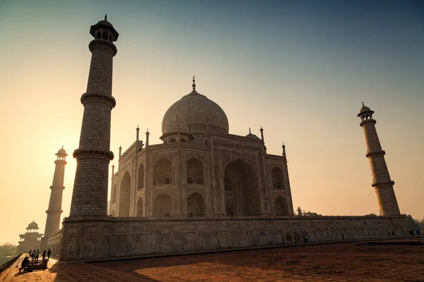 Μια Άποψη Του Taj Mahal Δει Κατά Την Ανατολή Του — Φωτογραφία Αρχείου