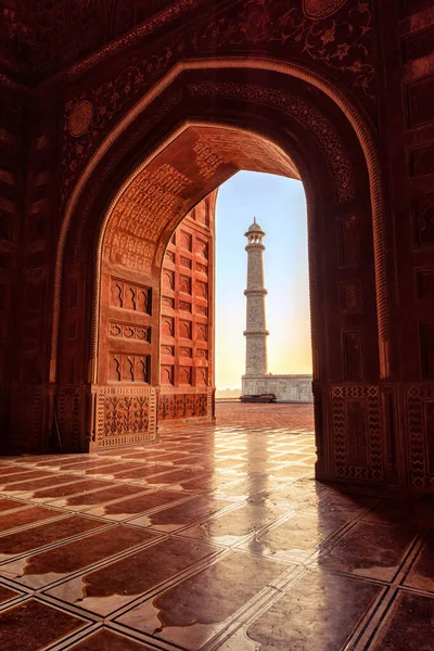 Schönes Licht Inneren Der Moschee Der Nähe Des Taj Mahal — Stockfoto