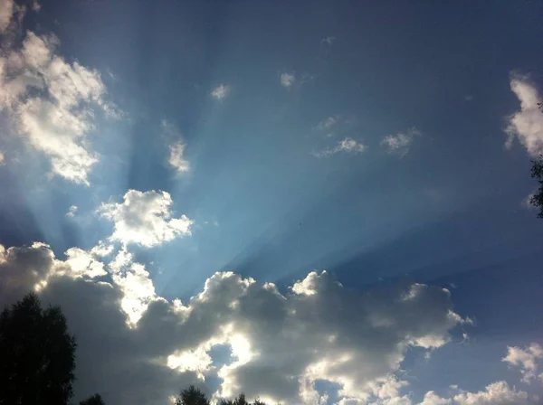 Ciel Les Rayons Soleil Derrière Les Nuages — Photo
