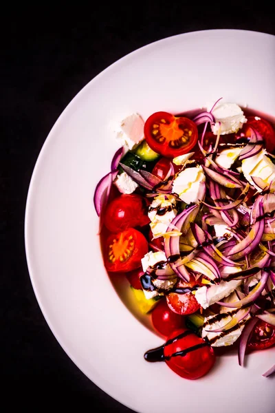 Italienischer hausgemachter traditioneller Salat — Stockfoto