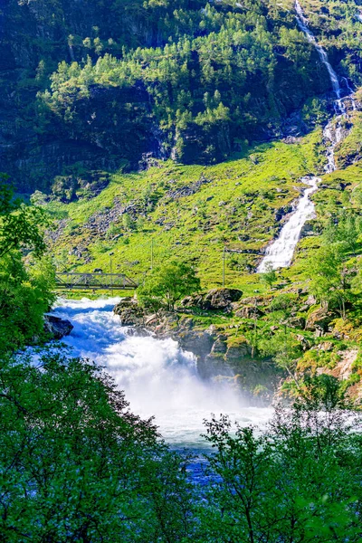 Пейзаж Водопадом Норвегии — стоковое фото