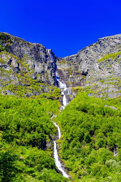 Landschaft Mit Wasserfall Norwegen — Stockfoto