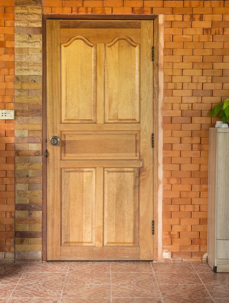 Porta Legno Mattoni Muro Sfondo Casa — Foto Stock