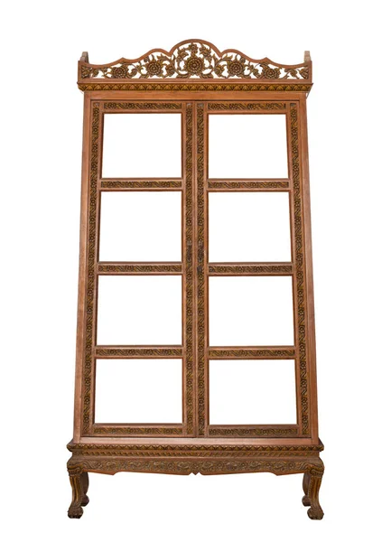 Starožitná dřevěná skříňka izolovaná na bílém s oříznutou dráhou — Stock fotografie