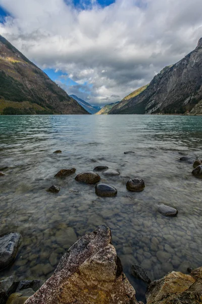 Hermosa Vista Del Río Columbia Británica Sobre Las Montañas Cubiertas — Foto de Stock