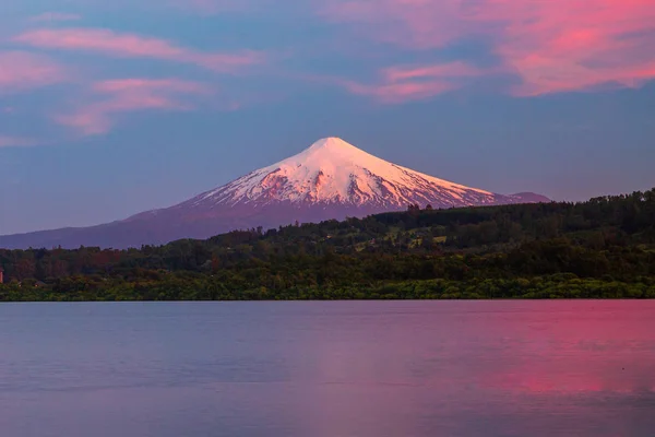 Malerischer Blick Auf Den Vulkan Villarrica Chile Patagonien Sonnenuntergang — Stockfoto
