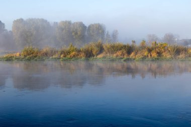 Sabah sis Nehri gün yumuşak bir dokunuş