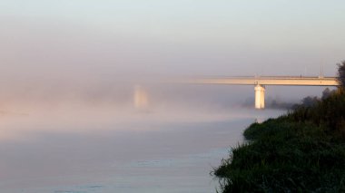 Sabah sis Nehri gün yumuşak bir dokunuş