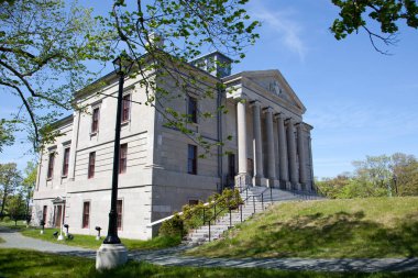 23 Haziran, 2018-St. Johns, Newfoundland: Neoklasik mimarisinin St John's sömürge Binası, derlemenin eski ev. 