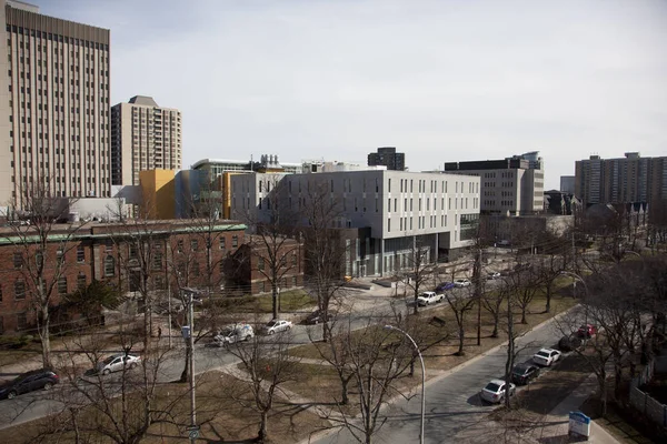 Abril 2018 Halifax Nueva Escocia Edificios Avenida Universidad Incluyendo Edificio — Foto de Stock