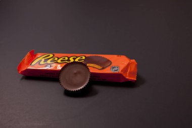 Reese's Fıstık Ezmesi Bardaklar