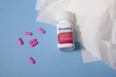 Benadryl and tissues clipart