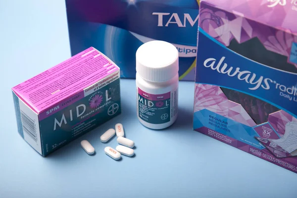 Period pain relief and supplies — Stock Photo, Image