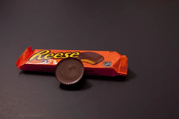 Reese's Fıstık Ezmesi Bardaklar