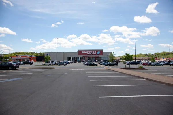 Shoppers Drug Mart en un día soleado — Foto de Stock