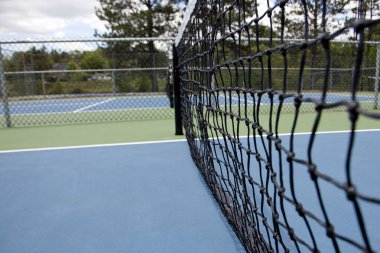 Tenis kortu ağını yan görünüm 