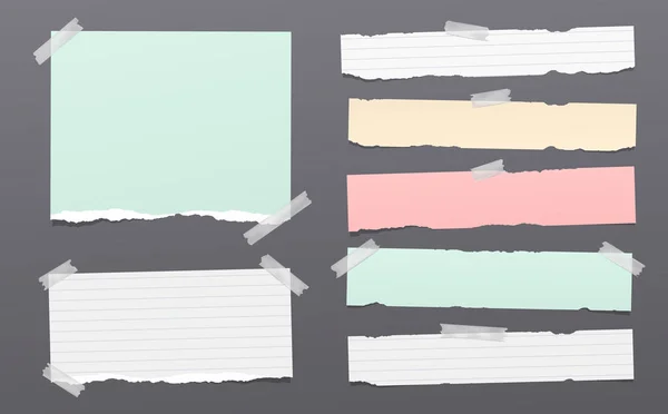 Yırtık beyaz ve renkli notlar, koyu gri arkaplana yapışmış not defteri şeritleri. Vektör illüstrasyonu — Stok Vektör