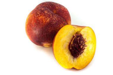 Şeftali veya portre içinde beyaz arka plan üzerinde izole Kuru soğan