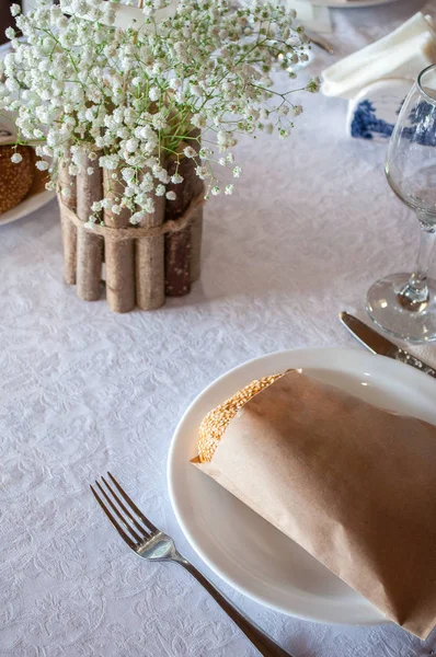 Pão Crocante Fresco Uma Cesta — Fotografia de Stock