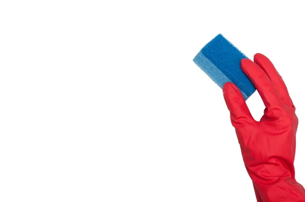 Kırmızı eldiven sünger Beyaz arka plan üzerinde tutan kadın. Temizlik hizmeti. Temizlik ve düzen kavramı.
