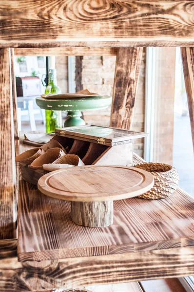 Bir büfe masa için Vintage ahşap stand.